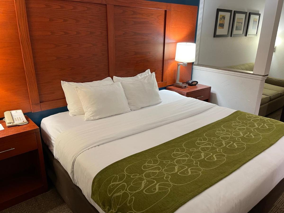 Comfort Suites Lake Charles Exteriér fotografie
