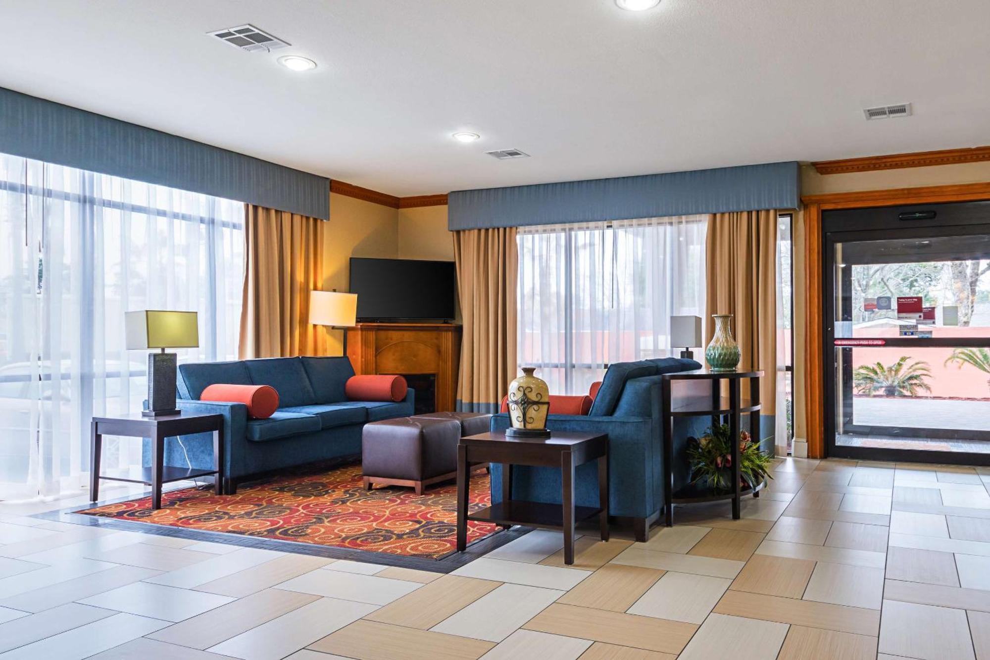 Comfort Suites Lake Charles Exteriér fotografie